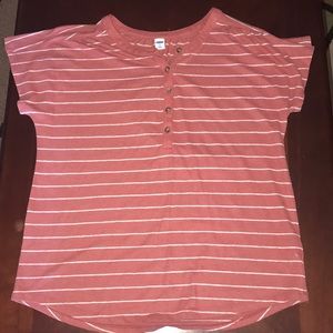 Old navy shirt